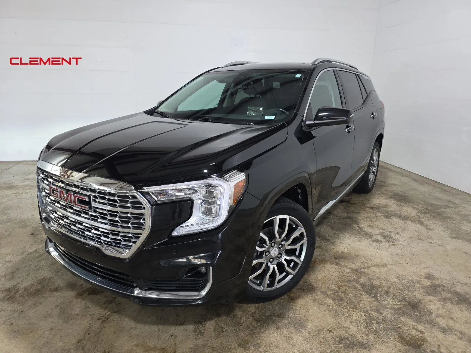 Black 2022 GMC Terrain Denali for sale in Wentzville, MO
