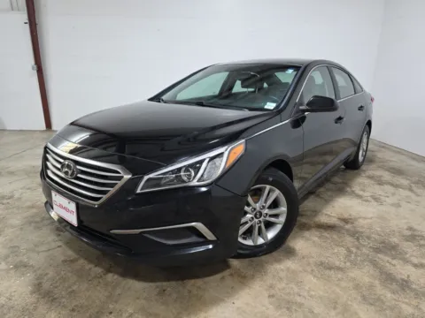 Black 2016 Hyundai Sonata for sale in Wentzville, MO