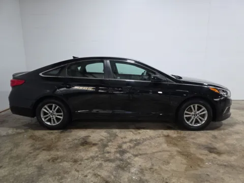 More photos of 2016 Hyundai Sonata at Clement Hyundai, MO