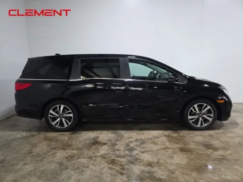 More photos of 2022 Honda Odyssey Touring at Clement Hyundai, MO