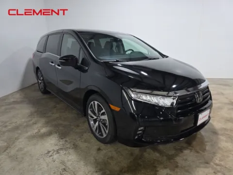 Another view of 2022 Honda Odyssey Touring for sale in Wentzville, MO at Clement Hyundai