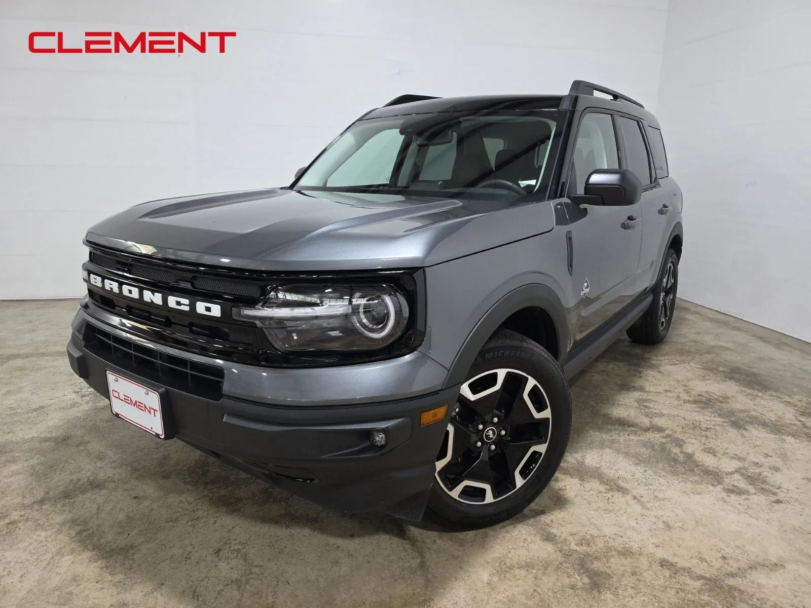 Gray 2021 Ford Bronco Sport Outer Banks for sale in Wentzville, MO