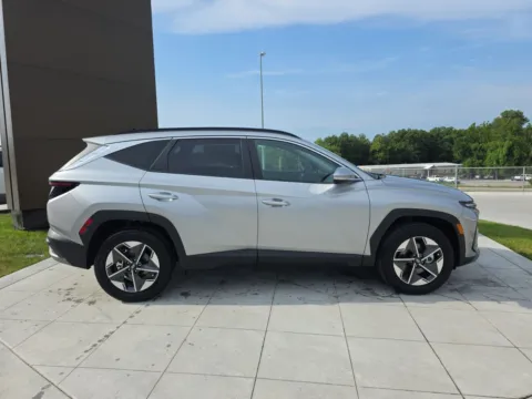 More photos of 2025 Hyundai Tucson SEL Convenience at Clement Hyundai, MO