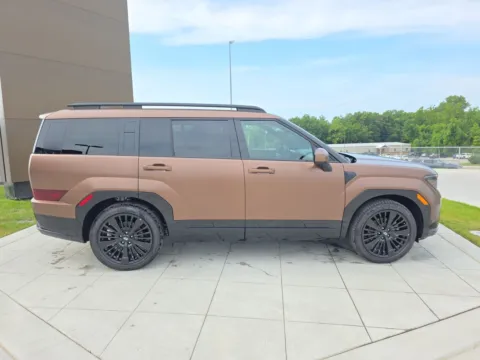 More photos of 2025 Hyundai Santa Fe Hybrid Calligraphy at Clement Hyundai, MO