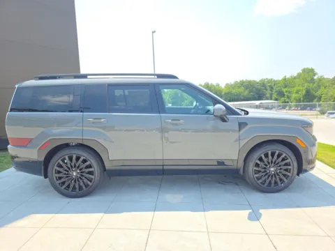 More photos of 2025 Hyundai Santa Fe Calligraphy at Clement Hyundai, MO