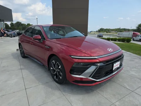 Another view of 2025 Hyundai Sonata SEL for sale in Wentzville, MO at Clement Hyundai