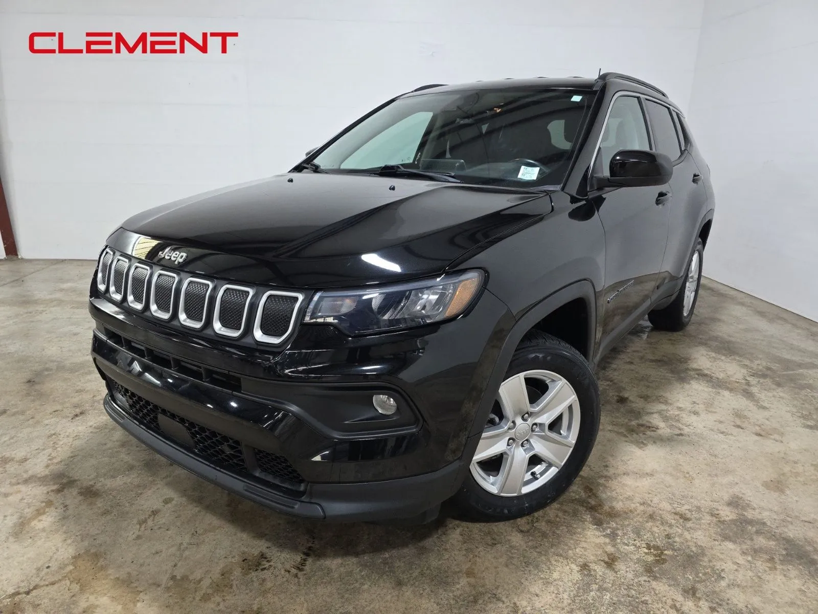 Black 2022 Jeep Compass Latitude for sale in Wentzville, MO