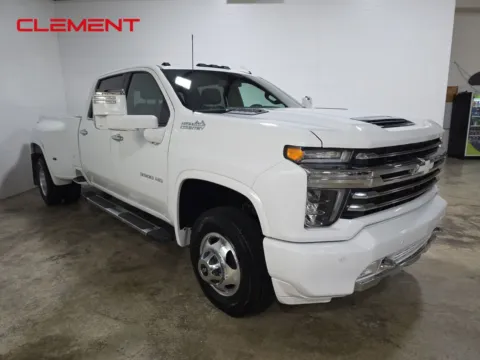 Another view of 2022 Chevrolet Silverado 3500HD High Country for sale in Wentzville, MO at Clement Hyundai