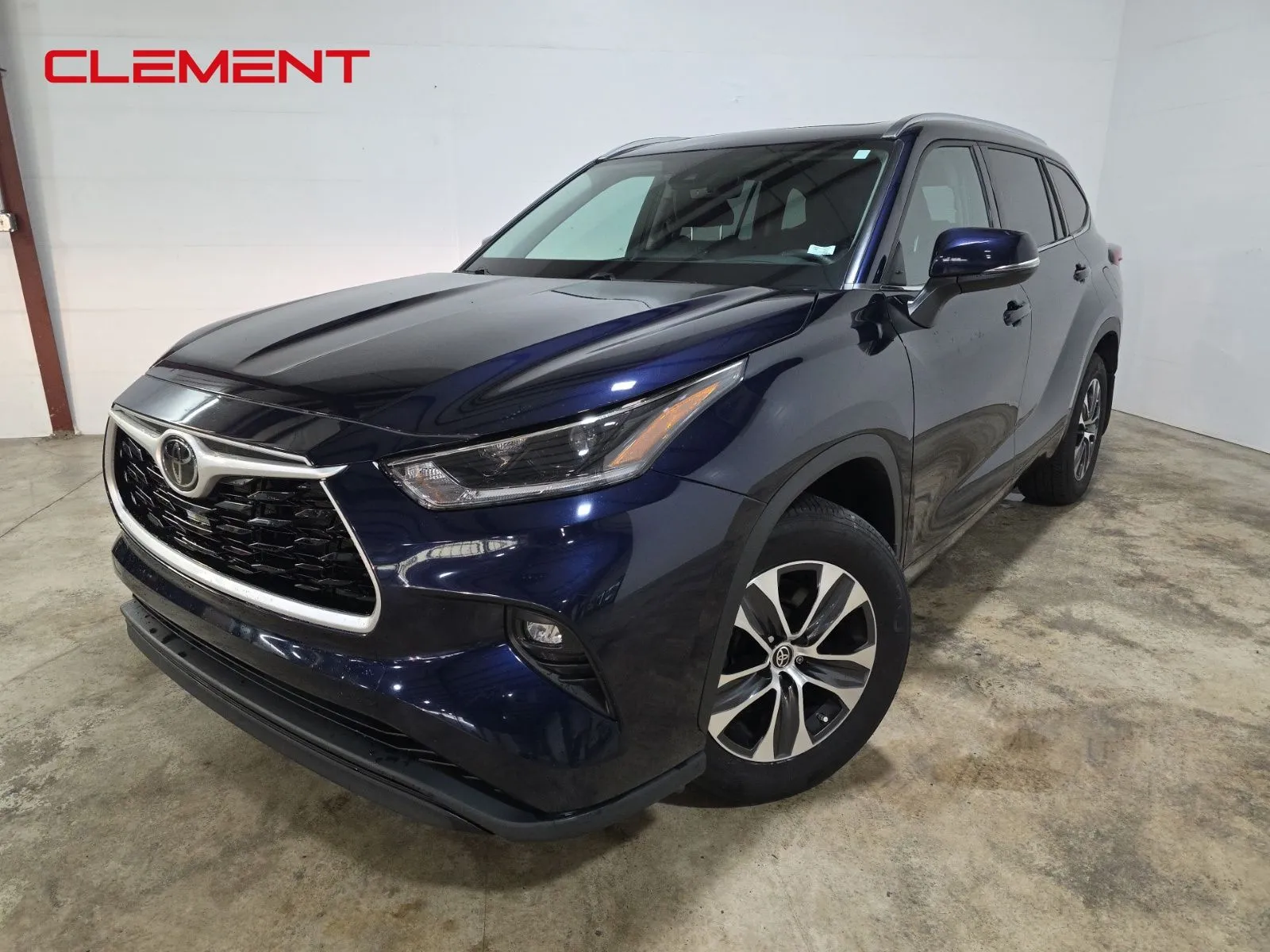 2021 Toyota Highlander XLE for sale in Wentzville, MO