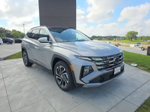 Another view of 2025 Hyundai Tucson Limited for sale in Wentzville, MO at Clement Hyundai