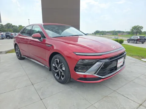 Another view of 2025 Hyundai Sonata SEL for sale in Wentzville, MO at Clement Hyundai