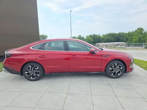 More photos of 2025 Hyundai Sonata SEL at Clement Hyundai, MO