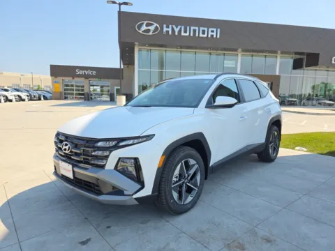 White 2025 Hyundai Tucson SEL for sale in Wentzville, MO