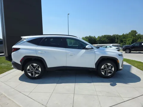 More photos of 2025 Hyundai Tucson SEL at Clement Hyundai, MO
