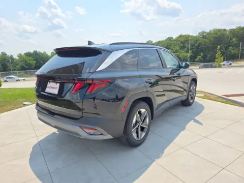 More photos of 2025 Hyundai Tucson SEL at Clement Hyundai, MO