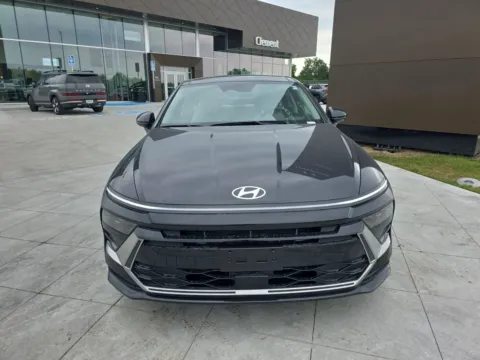 Photos of 2025 Hyundai Sonata SEL for sale in Wentzville, MO at Clement Hyundai