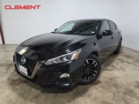 Black 2020 Nissan Altima 2.5 SR for sale in Wentzville, MO