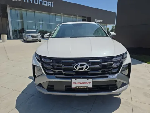 Photos of 2025 Hyundai Tucson SEL for sale in Wentzville, MO at Clement Hyundai