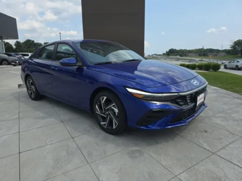 Another view of 2024 Hyundai Elantra SEL for sale in Wentzville, MO at Clement Hyundai
