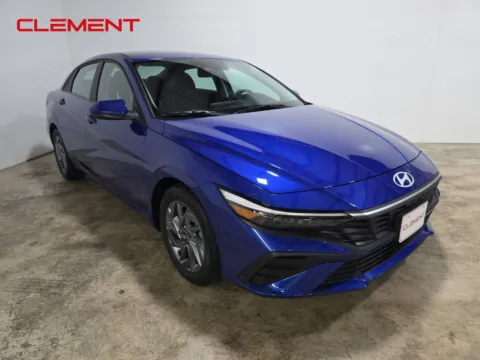 Another view of 2024 Hyundai Elantra SEL for sale in Wentzville, MO at Clement Hyundai