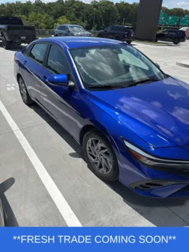 Blue 2024 Hyundai Elantra SEL for sale in Wentzville, MO