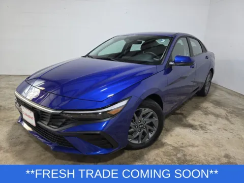 Blue 2024 Hyundai Elantra SEL for sale in Wentzville, MO