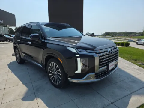 Another view of 2025 Hyundai Palisade Calligraphy for sale in Wentzville, MO at Clement Hyundai