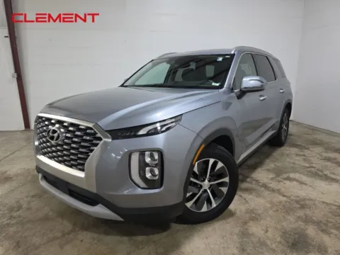 Silver 2020 Hyundai Palisade SEL for sale in Wentzville, MO
