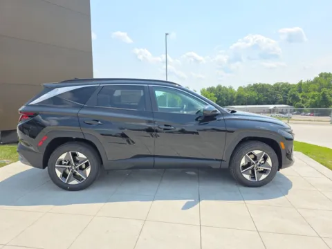 More photos of 2025 Hyundai Tucson SEL at Clement Hyundai, MO