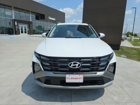 Photos of 2025 Hyundai Tucson SEL Convenience for sale in Wentzville, MO at Clement Hyundai