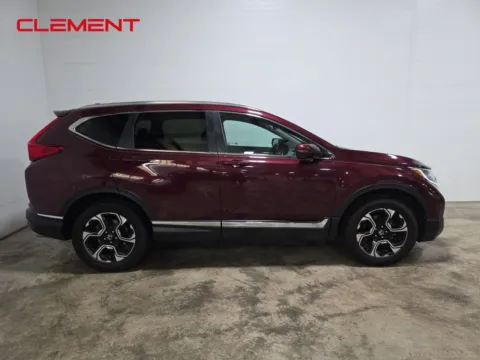 More photos of 2017 Honda CR-V Touring at Clement Hyundai, MO