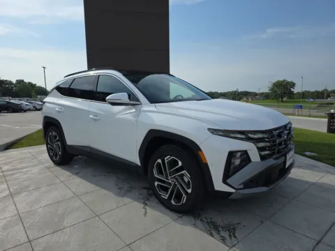 Another view of 2025 Hyundai Tucson Limited for sale in Wentzville, MO at Clement Hyundai