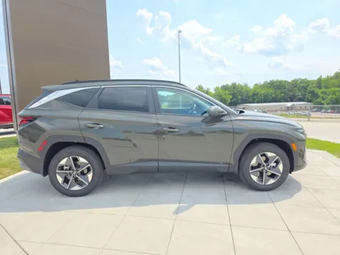 More photos of 2025 Hyundai Tucson SEL at Clement Hyundai, MO