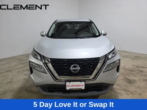 Photos of 2022 Nissan Rogue SV for sale in Wentzville, MO at Clement Hyundai
