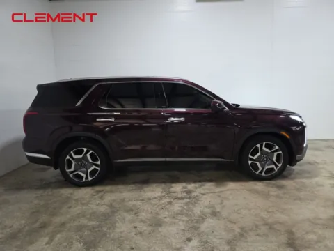 More photos of 2023 Hyundai Palisade Limited at Clement Hyundai, MO