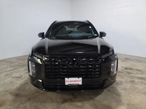 Photos of 2025 Hyundai Palisade Calligraphy Night Edition for sale in Wentzville, MO at Clement Hyundai