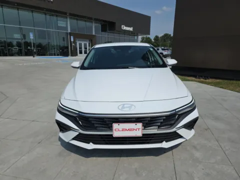 Photos of 2025 Hyundai Elantra SE for sale in Wentzville, MO at Clement Hyundai