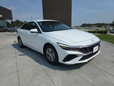 Another view of 2025 Hyundai Elantra SE for sale in Wentzville, MO at Clement Hyundai