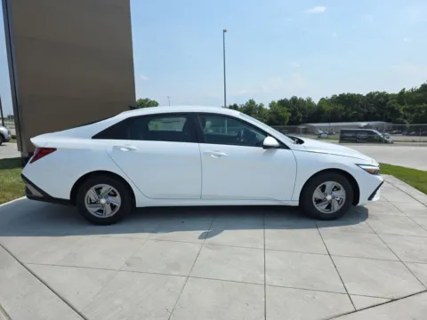 More photos of 2025 Hyundai Elantra SE at Clement Hyundai, MO