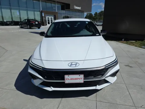 Photos of 2025 Hyundai Elantra SEL Sport for sale in Wentzville, MO at Clement Hyundai
