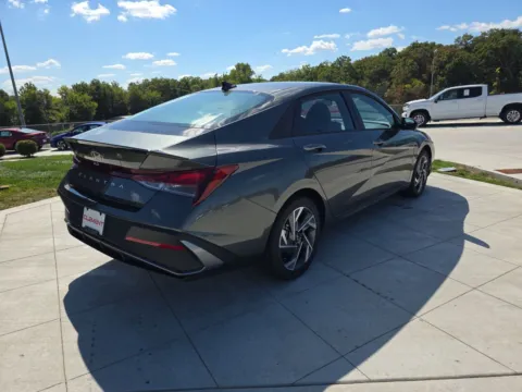 More photos of 2025 Hyundai Elantra SEL Sport at Clement Hyundai, MO