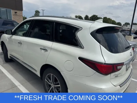 White 2019 INFINITI QX60 LUXE for sale in Wentzville, MO