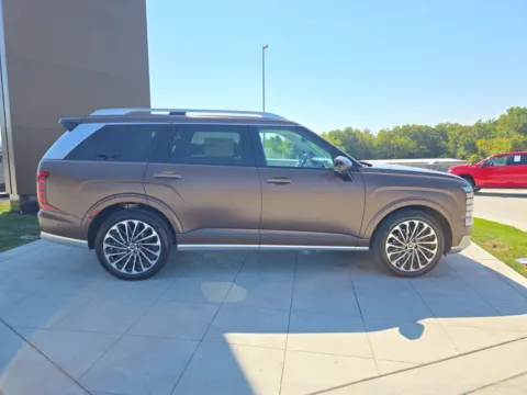 More photos of 2026 Hyundai Palisade Calligraphy at Clement Hyundai, MO