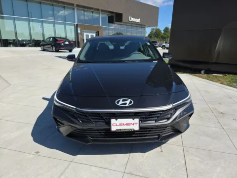 Photos of 2025 Hyundai Elantra SEL Sport for sale in Wentzville, MO at Clement Hyundai