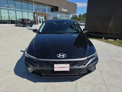 Photos of 2025 Hyundai Elantra SE for sale in Wentzville, MO at Clement Hyundai