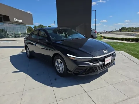 Another view of 2025 Hyundai Elantra SE for sale in Wentzville, MO at Clement Hyundai