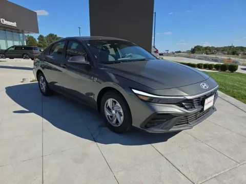 Another view of 2025 Hyundai Elantra SE for sale in Wentzville, MO at Clement Hyundai