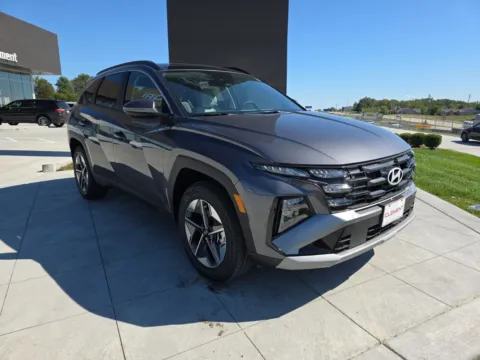 Another view of 2025 Hyundai Tucson Hybrid SEL Convenience for sale in Wentzville, MO at Clement Hyundai