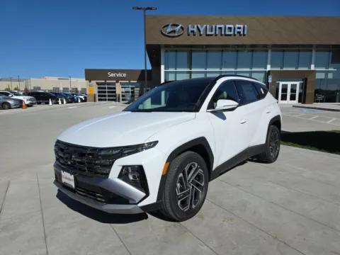 White 2025 Hyundai Tucson Hybrid Limited for sale in Wentzville, MO