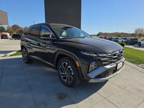 Another view of 2025 Hyundai Tucson Hybrid Limited for sale in Wentzville, MO at Clement Hyundai